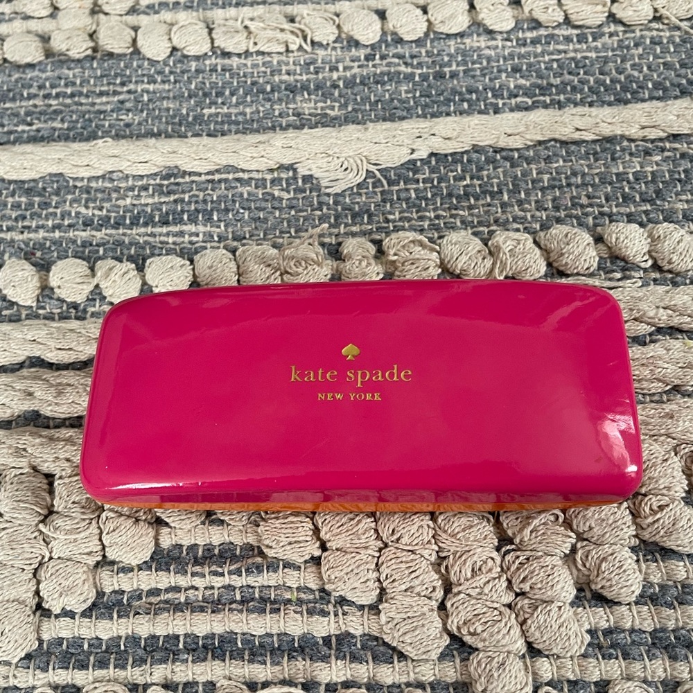 KATE SPADE TWO TONED GLASSES CASE